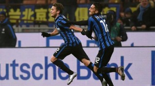  热那亚德比战况胶着，古德蒙松劲射打破僵局